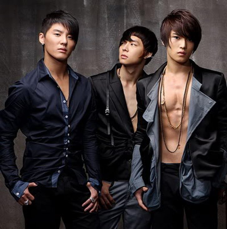 เซีย-มิกกี้-ฮีโร่ จ่อฟ้องสื่อรายงานข่าวเกินความจริง