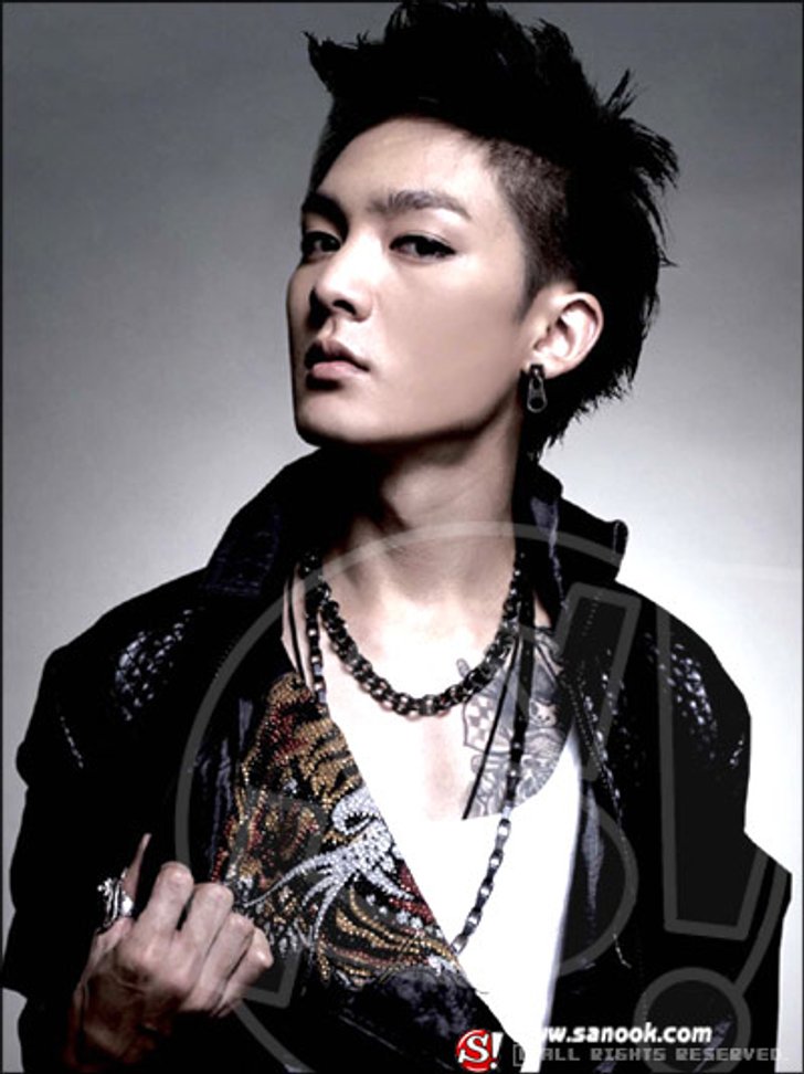 แบล็ค แจ็ค เป็นปลื้ม..อัลบั้มเดี่ยวเต็มตัวครั้งแรกพร้อมวางทั่วประเทศ