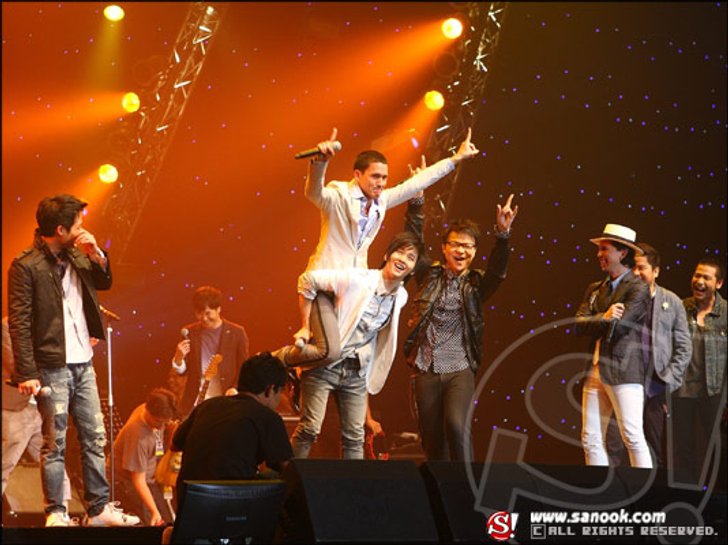เต็มอิ่ม 10 เต็ม 10 คอนเสิร์ต