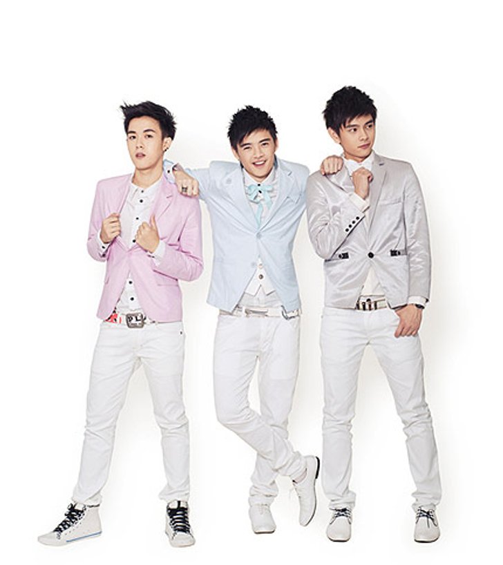 รูกกี้ บีบี บ่นเหงาอยากมีสาวข้างกาย ชวนสาวๆ ส่งคลิปลุ้นออกเดตใกล้ชิด
