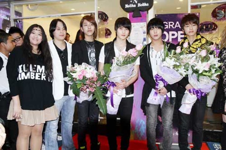 CNBLUE มาแล้ว... 4 หนุ่มอ้อนแฟนพบกันเย็นนี้