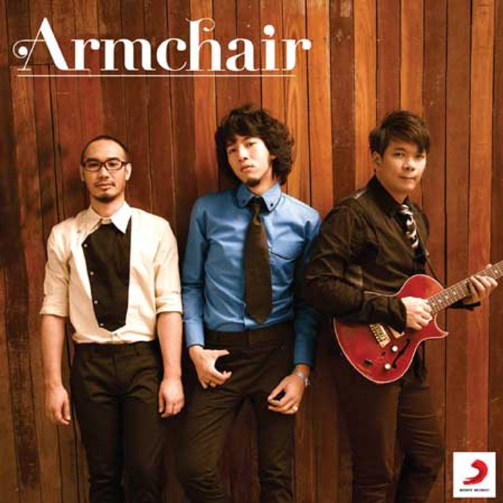 ARMCHAIR คัมแบ๊คหรู คุณเก็บความลับได้ไหม? ครองอันดับ#1