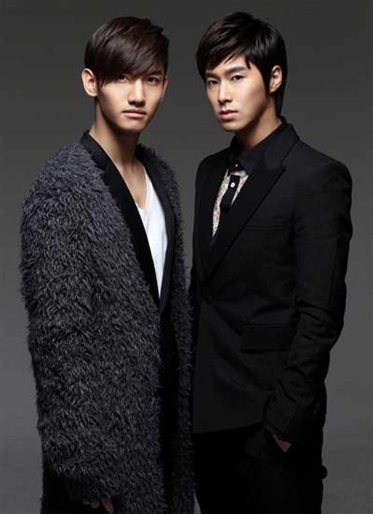 ดงบังชินกิ (TVXQ!) ทะยานนั่งแท่น No.1 ออริกอนประจำสัปดาห์ ด้วยยอด 2.3 แสนชุด