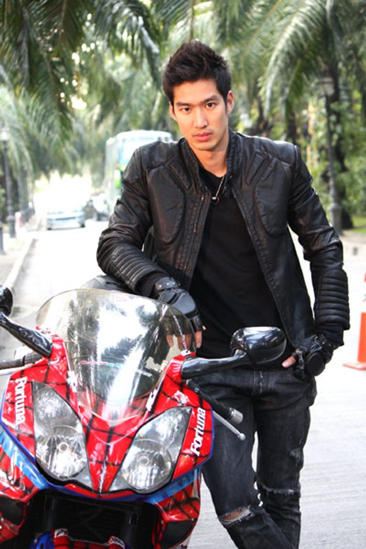 เดี่ยว สุริยนต์ ปลื้ม แจ้งเกิดบทร้าย จนโดนหมั่นไส้ !!