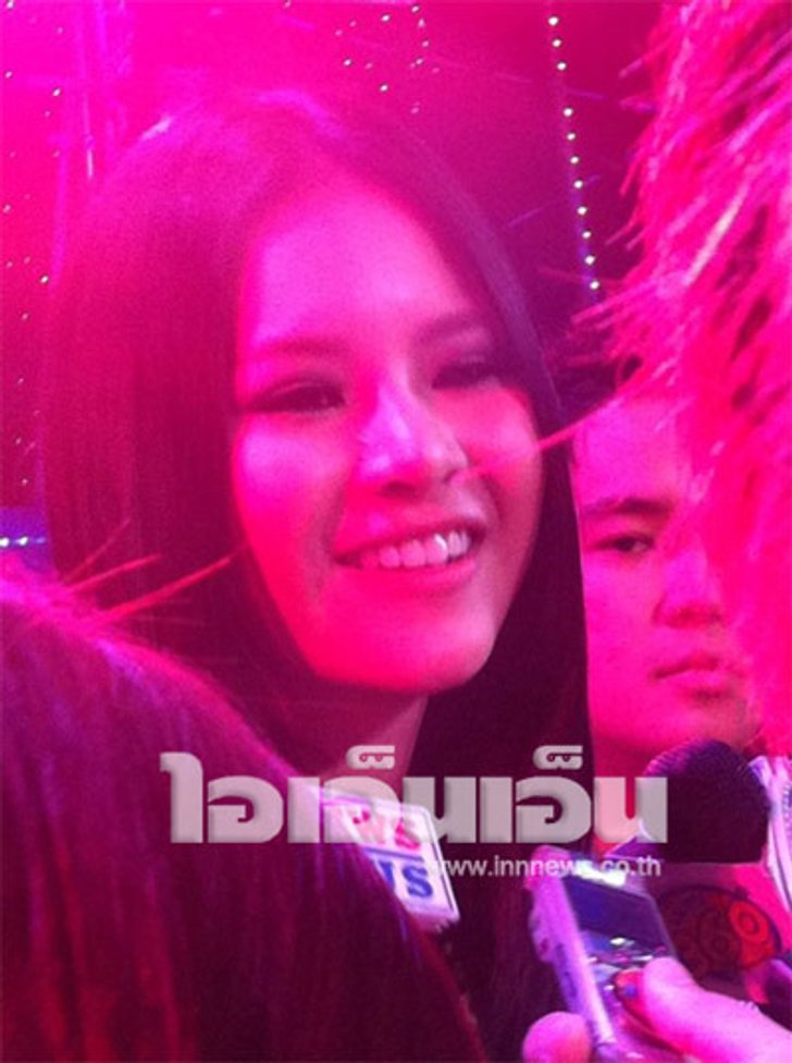 แอปเปิ้ล รับสนิท เชียร์ ป้อง ไม่ใช่ทอม