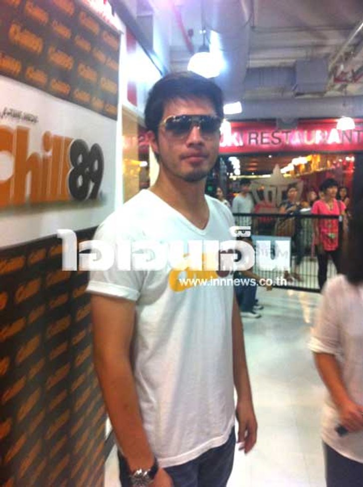 ว่าน ไม่ซีเรียสเลี้ยงข้าว พิม ตลอด