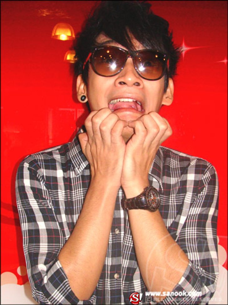คนดังเล่าเรื่องผี ตอน....โรงแรมเฮี้ยน!!