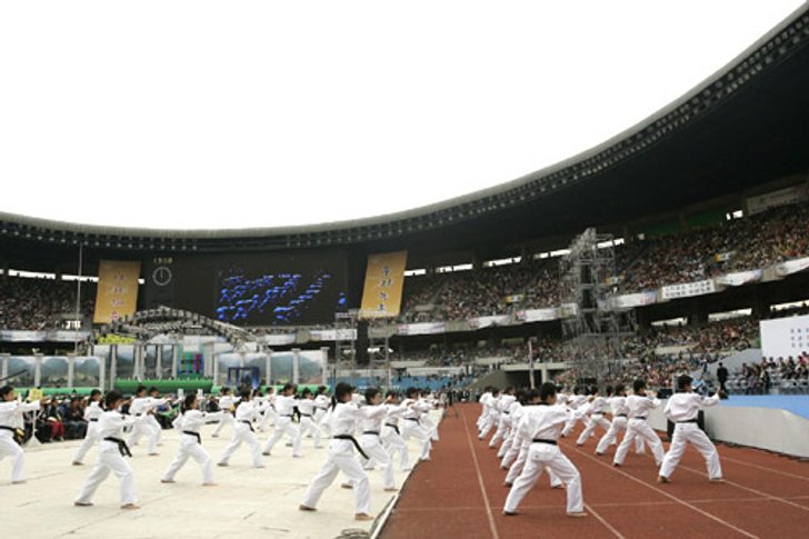 ประกาศรายชื่อผู้ที่ได้รับบัตรชม แชมป์เปี้ยนเทควันโดระดับโลก K-Tigers