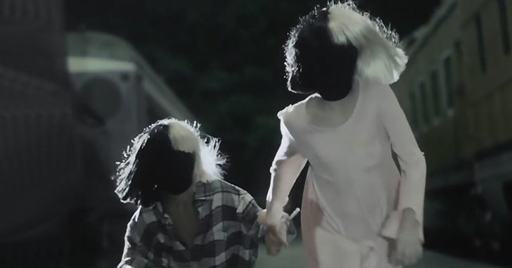 SIA สะบัดบ๊อบใน Lyric Video “Never Give Up” ประกอบหนัง Lion