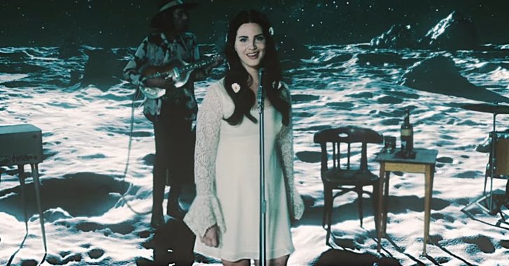 Lana Del Rey อินเลิฟท่ามกลางหมู่ดาวในเอ็มวี “Love”