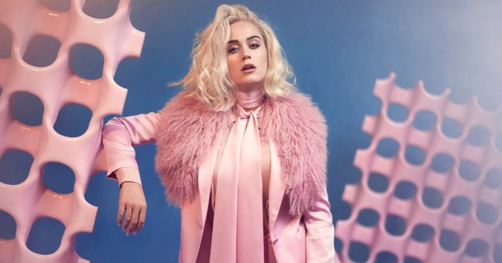 Katy Perry เริงร่ากลางสวนสนุกสุดประหลาดในเอ็มวี “Chained to the Rhythm”