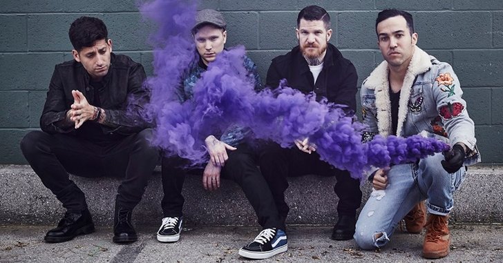 Fall Out Boy มาแปลก! ส่ง “Young and Menace” ลืมไปเลยว่าเคยพังค์