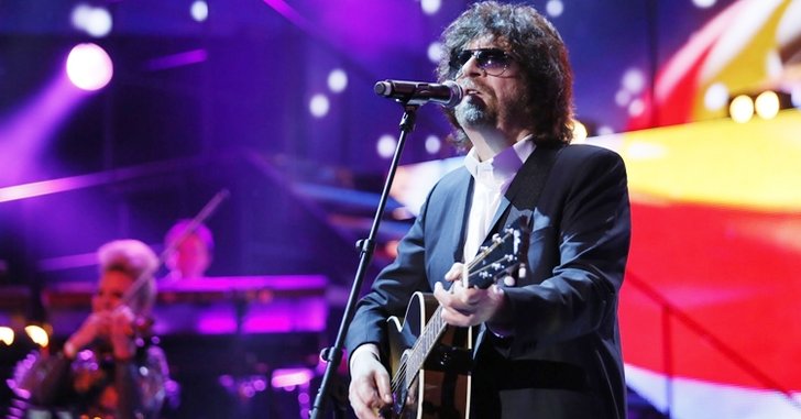 100 ปีจะมีสักคน : Jeff Lynne โดย อนุสรณ์ สถิรรัตน์