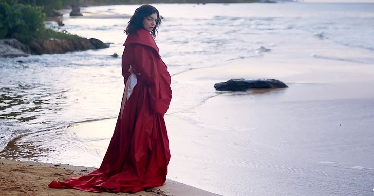 Lorde พาทัวร์สถานที่สวยๆ ในลุคนักท่องเที่ยวกับเอ็มวี “Perfect Places”