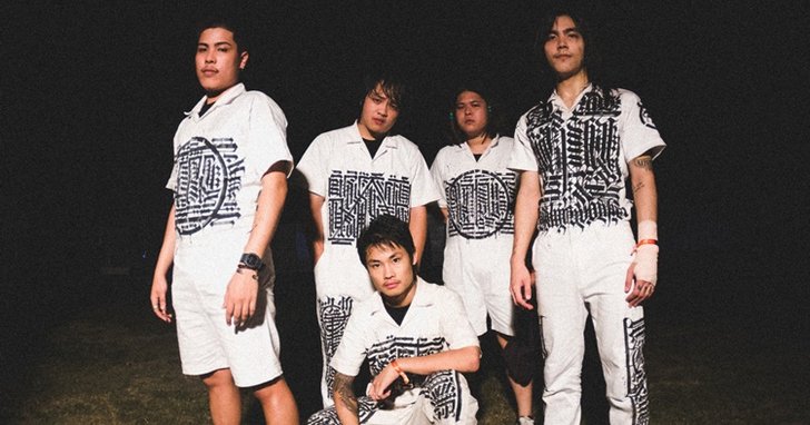 Bomb at Track ประเดิมปีใหม่ ส่งเพลง "ฉวย" สะท้อนสังคมสร้างภาพ