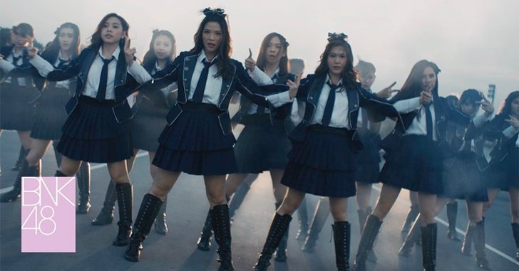 เปิดคอมเมนต์แฟนเพลง หลัง BNK48 ปล่อยเอ็มวี "River" ทะลุ 2 ล้านวิว!