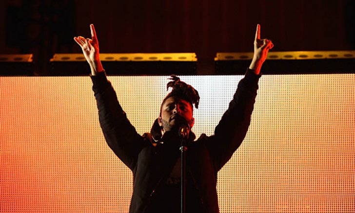 The Weeknd มาแรง!!! ยึดอันดับ 1 และ 2 Billboard hot 100 จากจัสติน บีเบอร์