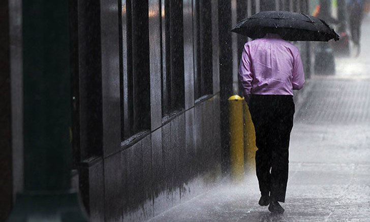 10 เพลง เหงาจริงๆ ตัวฉัน ในวันฝนพรำ