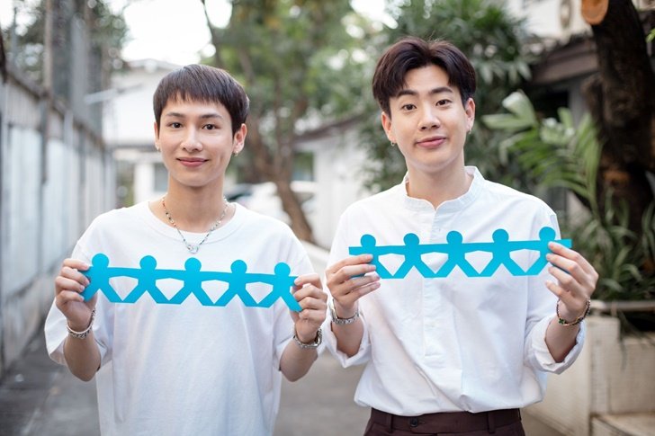 ออฟ กัน ปลื้มใจ ได้ถ่ายทอดเพลง ขอมือเธอหน่อย เวอร์ชั่นพิเศษให้ UNICEF