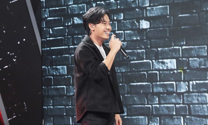 ส่องฟีดแบคแฟนๆ หลังนักข่าวดัง "ไอซ์ สารวัตร" ขึ้นโชว์เวที "ร้องข้ามกำแพง"
