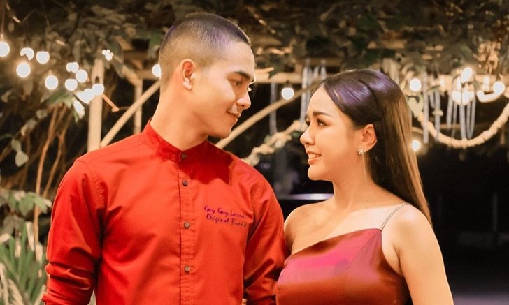 "เจนนี่-ยิว" ทำคอนเทนต์แต่งตัวตามใจแฟน ปรับลุคกันรัวๆ จนยอดวิวทะลุแสน