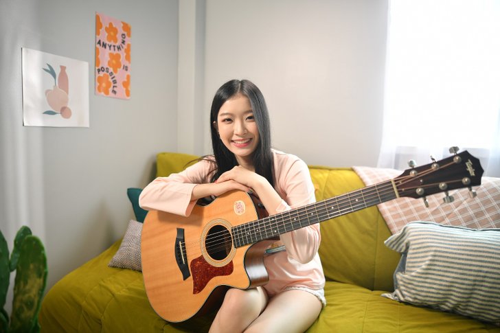 สตางค์ BNK48 ปล่อยเอ็มวีเพลงเดี่ยว "สถานะห่วง" แจกความสดใสล้นคลิป