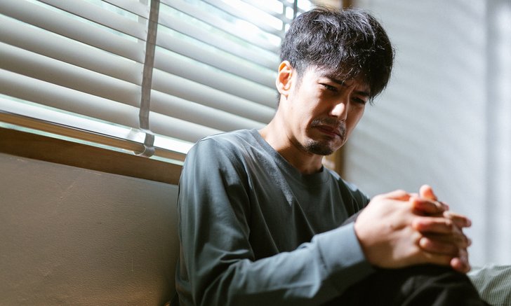 ร้องเอง เล่นเอง! เอย ธนพรรษ์ ตีบทแตกในเอ็มวีเพลงใหม่ "เวลาจะช่วยเยียวยา”