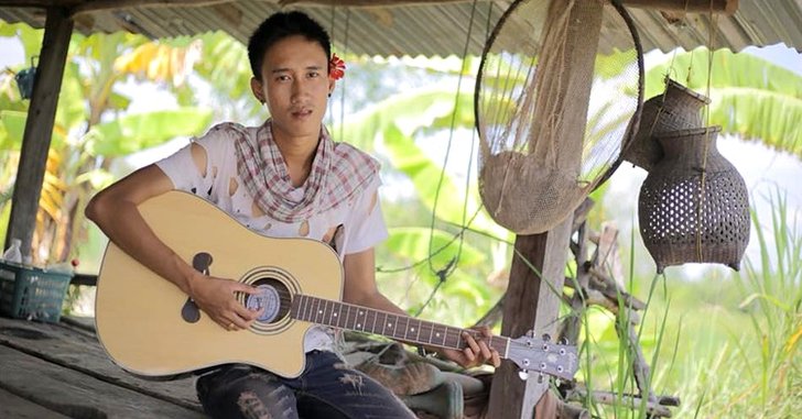 บุ๊ค ศุภกาญจน์ ปล่อยซิงเกิลใหม่ "รุงรังชีวิต" หลังเจอดราม่าเพลง "สืบพันธ์ุ"