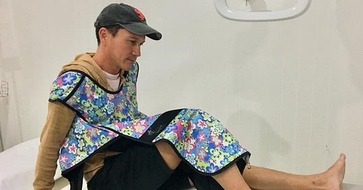 น้อย วงพรู เลื่อนถ่ายเอ็มวีเพลงใหม่ หลังประสบอุบัติเหตุกระดูกเท้าแตก