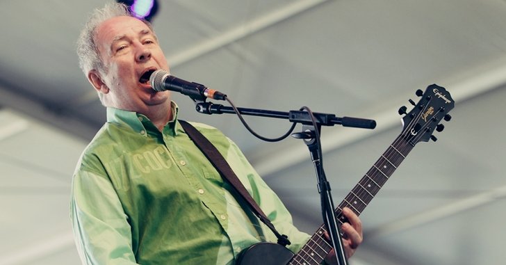 Pete Shelley นักร้องนำวงพังก์ร็อค Buzzcocks เสียชีวิตในวัย 63 ปี