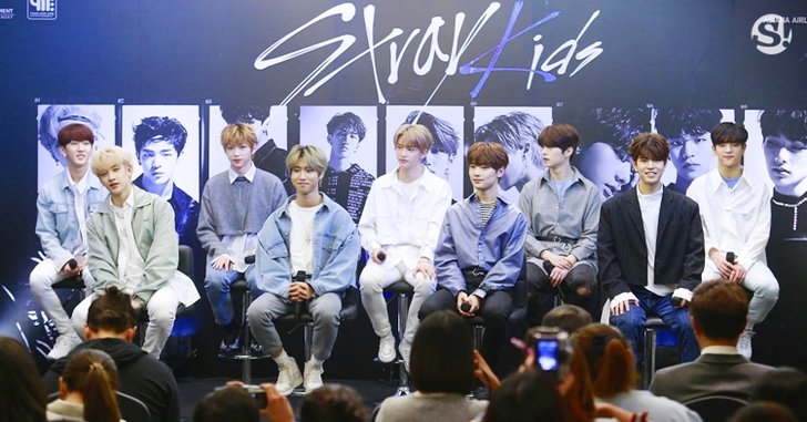 Stray Kids พร้อมมาก! ในงานแถลงข่าวคอนเสิร์ตเต็มรูปแบบครั้งแรกในไทย (คลิป)