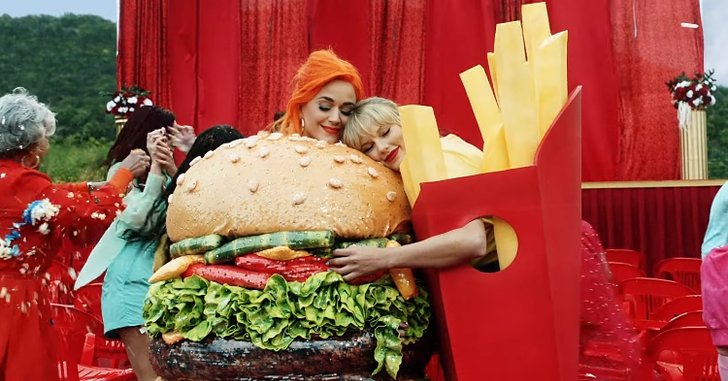 เลิกเกาเหลา Taylor Swift สวมกอด Katy Perry ในเอ็มวีใหม่ “You Need To Calm Down”
