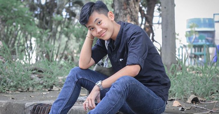 ทำความรู้จัก "หนามเตย สะแบงบิน" ศิลปินวัย 17 ปี เจ้าของเพลงร้อยล้านวิว "ชอบแบบนี้"