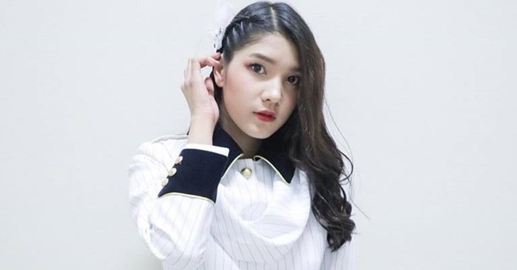"ดีนี่ BNK48" อำลาวง ประกาศจบการศึกษาต่อหน้าแฟนคลับ