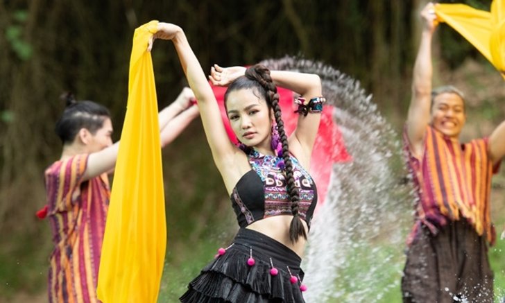 "กระแต อาร์ สยาม" เปิดตัวเอ็มวี "สาวดอยคอยปี้" โชว์ความน่ารักจนยอดวิวทะลุล้าน