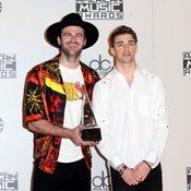 The Chainsmokers at American Music Awards 2016