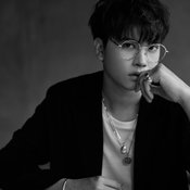 เบื้องหลังเอ็มวี คำถามจากคนเก่า