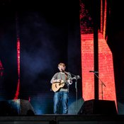 Ed Sheeran Divide World Tour 2019 with special guest ONE OK ROCK