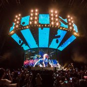 Ed Sheeran Divide World Tour 2019 with special guest ONE OK ROCK