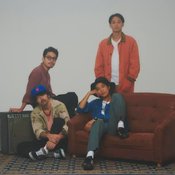 13 เรื่องราวแห่งความเป็น “ที่สุด” ของวงอินดี้จากแดนปลาดิบ Yogee New Waves