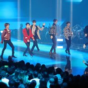 NCT 127 at 2019 MTV EMAs