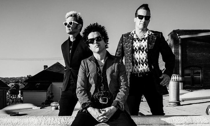 Green Day ปล้นแบงค์? ปล่อยพลังพังค์ใน “Bang Bang”