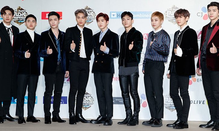 EXO, แทยอน, GOT7, TWICE นำทัพไอดอลเกาหลีรับรางวัล MAMA 2016