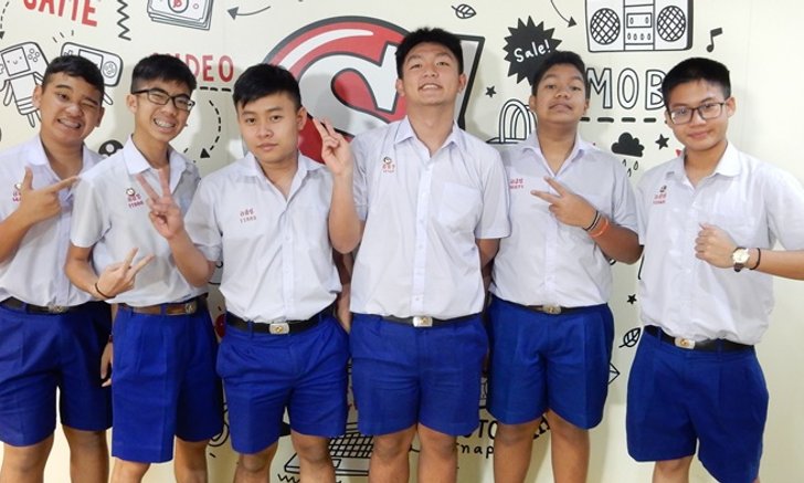 "มั่นคง" วงดนตรีสายโหดฮา! กับบทเรียนครบรสจากเวที "Hotwave Music Awards"