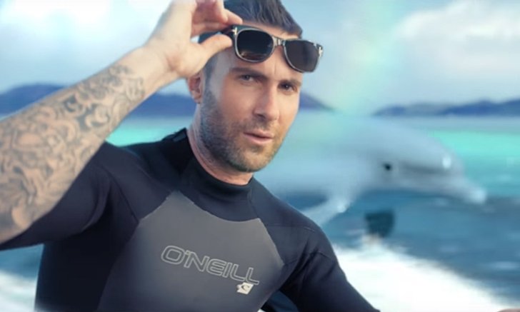 Maroon 5 ตะลุยดินแดนมหัศจรรย์ในเอ็มวี “What Lovers Do” ft. SZA