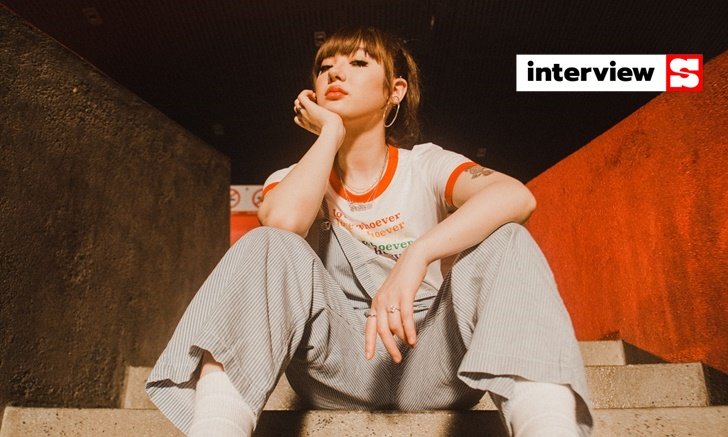 "พลอยชมพู" กับ 10 เดือนในค่ายเพลงระดับโลก และบทเรียนชีวิตจาก "โควิด-19"