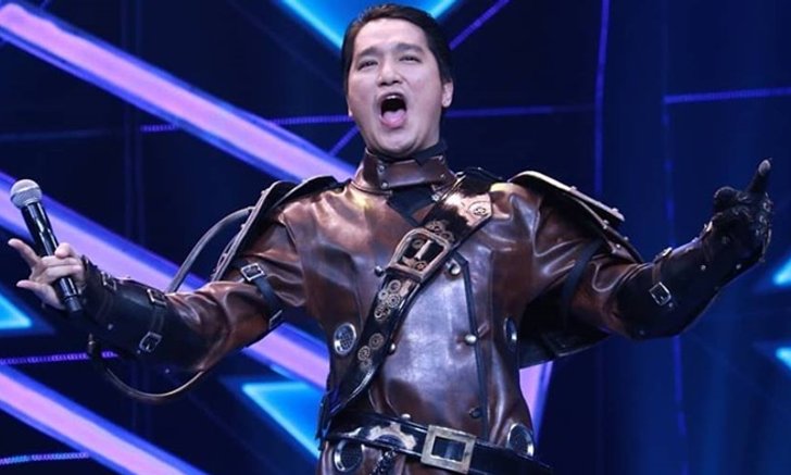 ส่องโพสต์แรก "เอ๊ะ จิรากร" หลังถอดหน้ากากอีกาเหล็กในรายการ The Mask Singer
