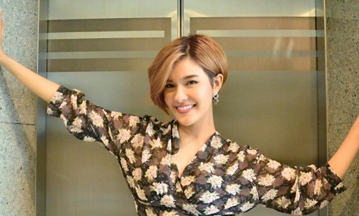 เปาวลี เอาใจแฟนๆ หมอลำ คัฟเวอร์เพลงดังของ "ตั๊กแตน ชลดา" ก่อนปล่อยซิงเกิลใหม่