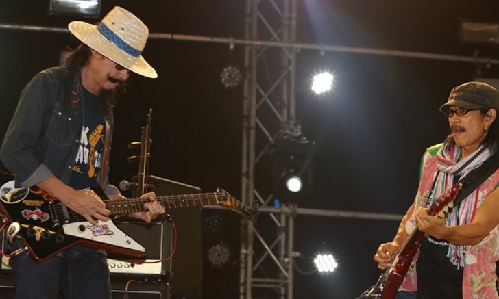 9 ชั่วโมงแห่งเพลงเพื่อชีวิต! รุ่นใหญ่ถึงรุ่นใหม่ร่วมบรรเลงในคอนเสิร์ต "สหาย"