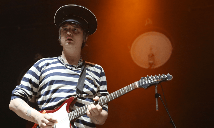 Pete Doherty นักร้องนำ The Libertines เข้าโรงพยาบาลเพราะโดนหนามเม่นแคระทิ่ม!